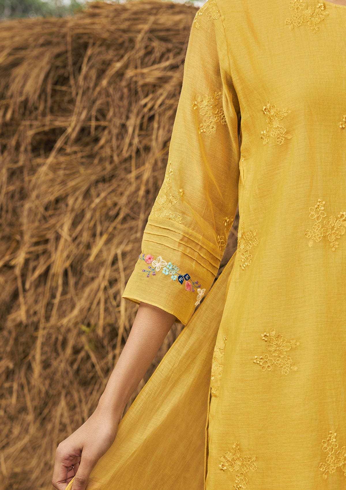 Daffodil Embroidered Kurta Set