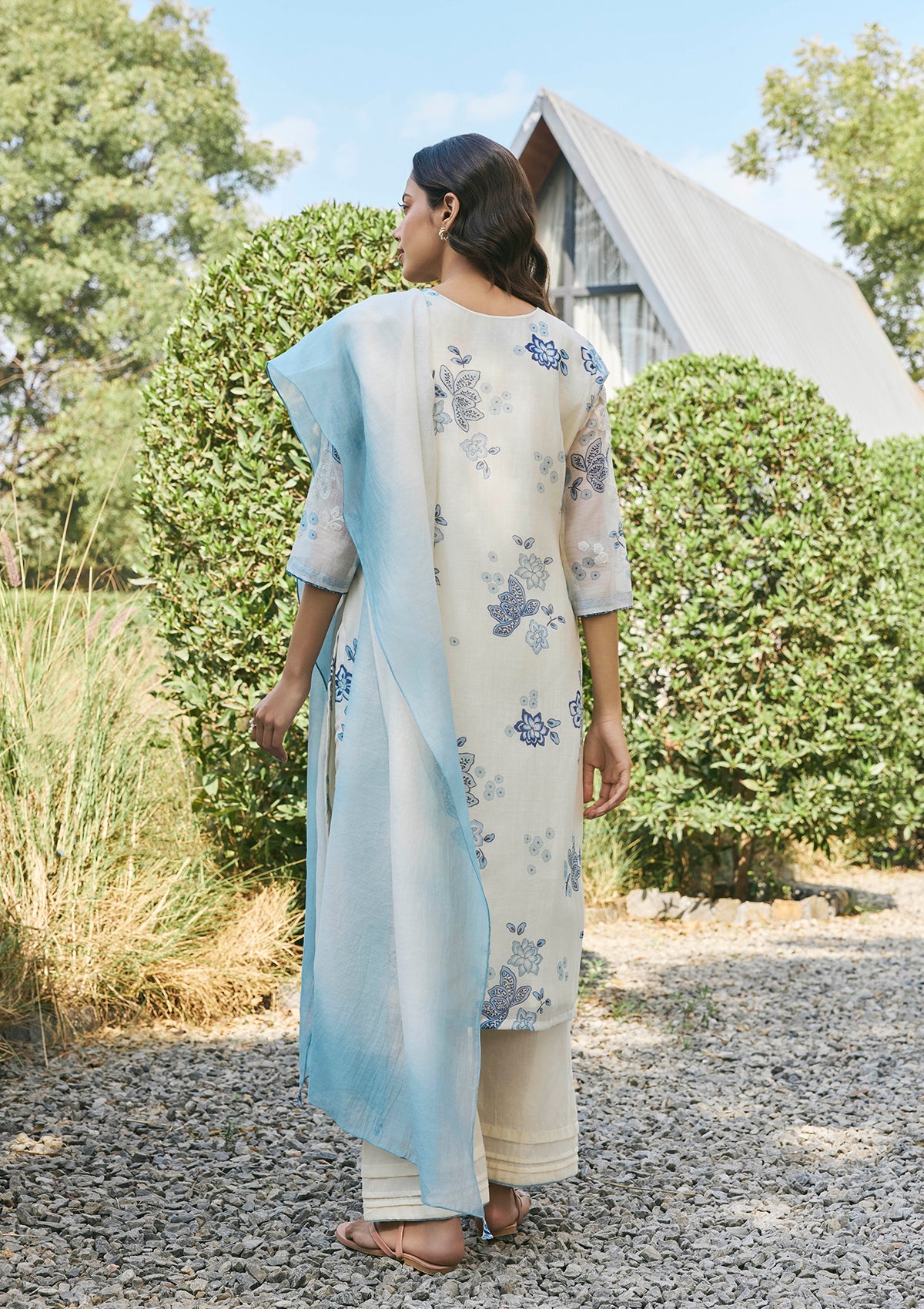 Pearl Applique Embroidered Kurta Set