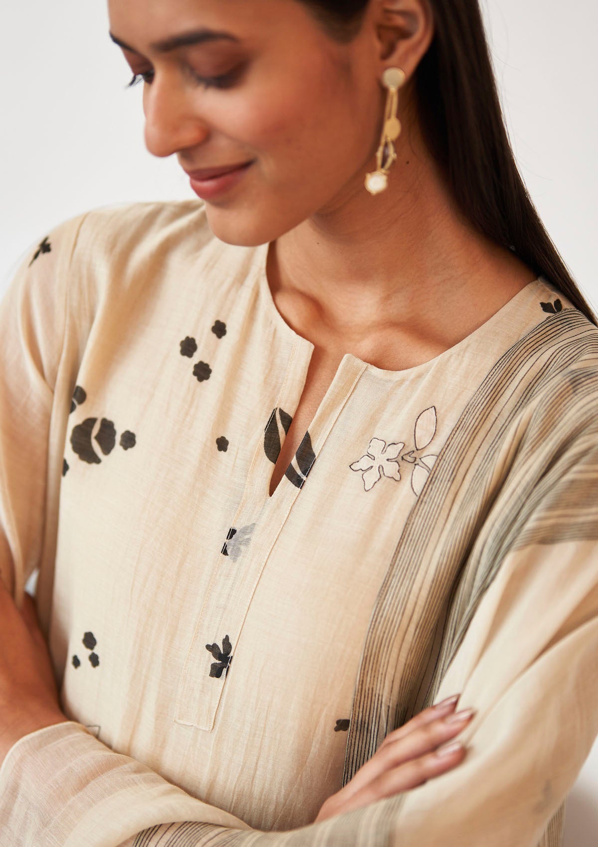 Ecru Applique Kurta Set