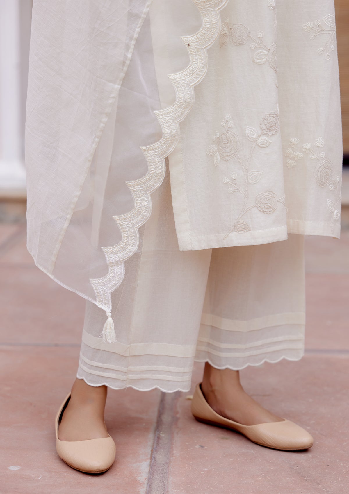 Swan Applique Kurta Set