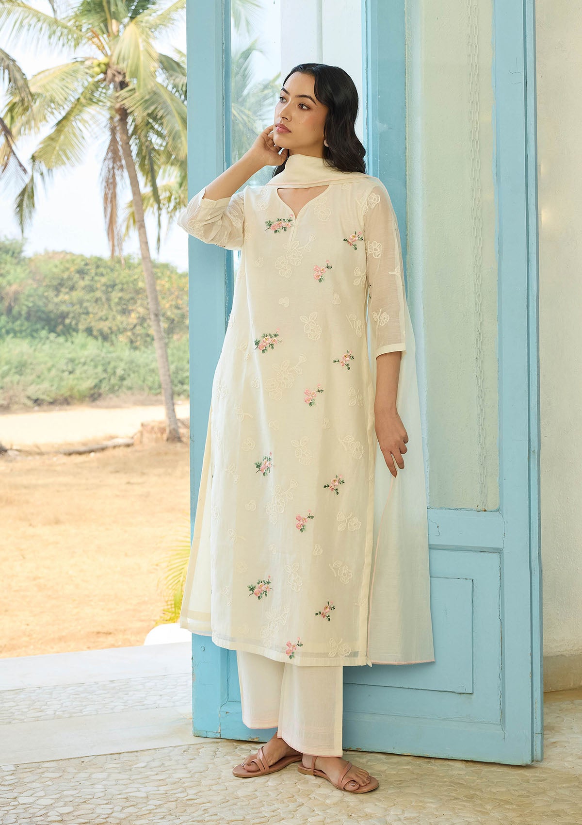 Ivory Thread Embroidered Kurta Set