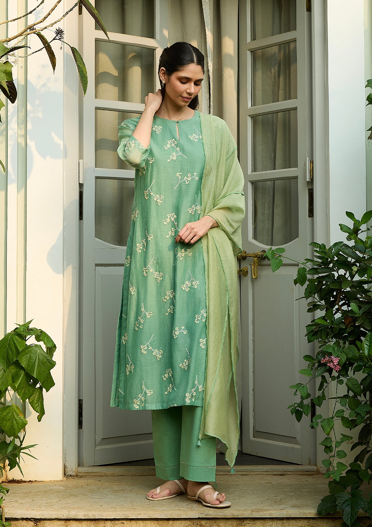 Verdant Floral Embroidered Kurta Set