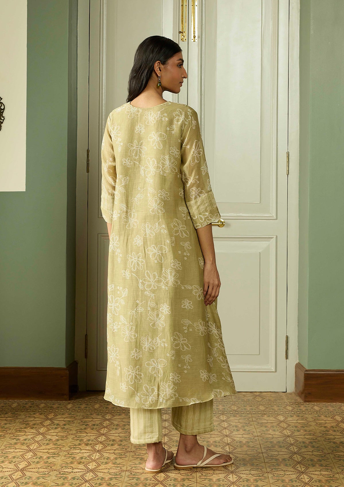 Meadow Thread Embroidered Co-ord Set