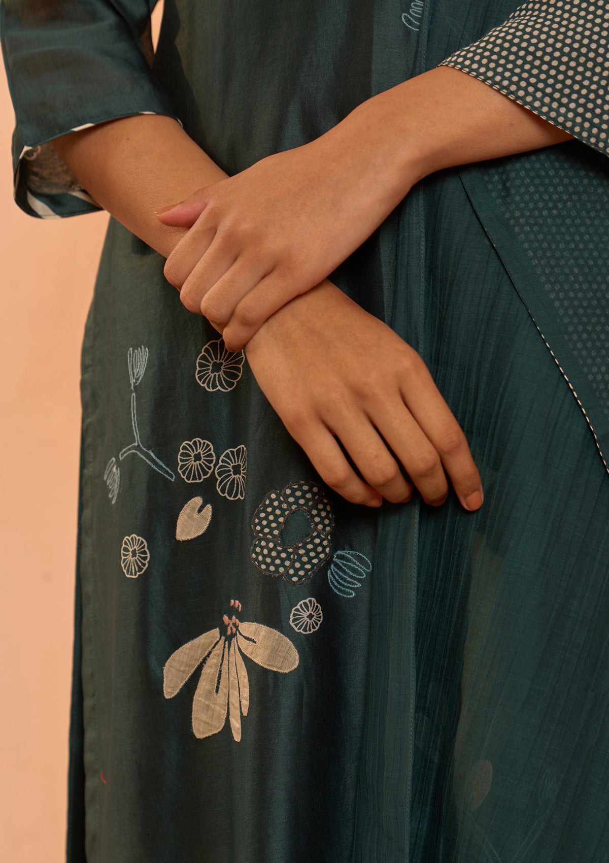 Jade Embroidered Kurta Set