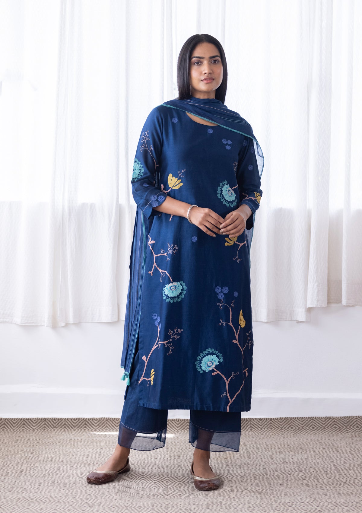 INK APPLIQUE KURTA SET