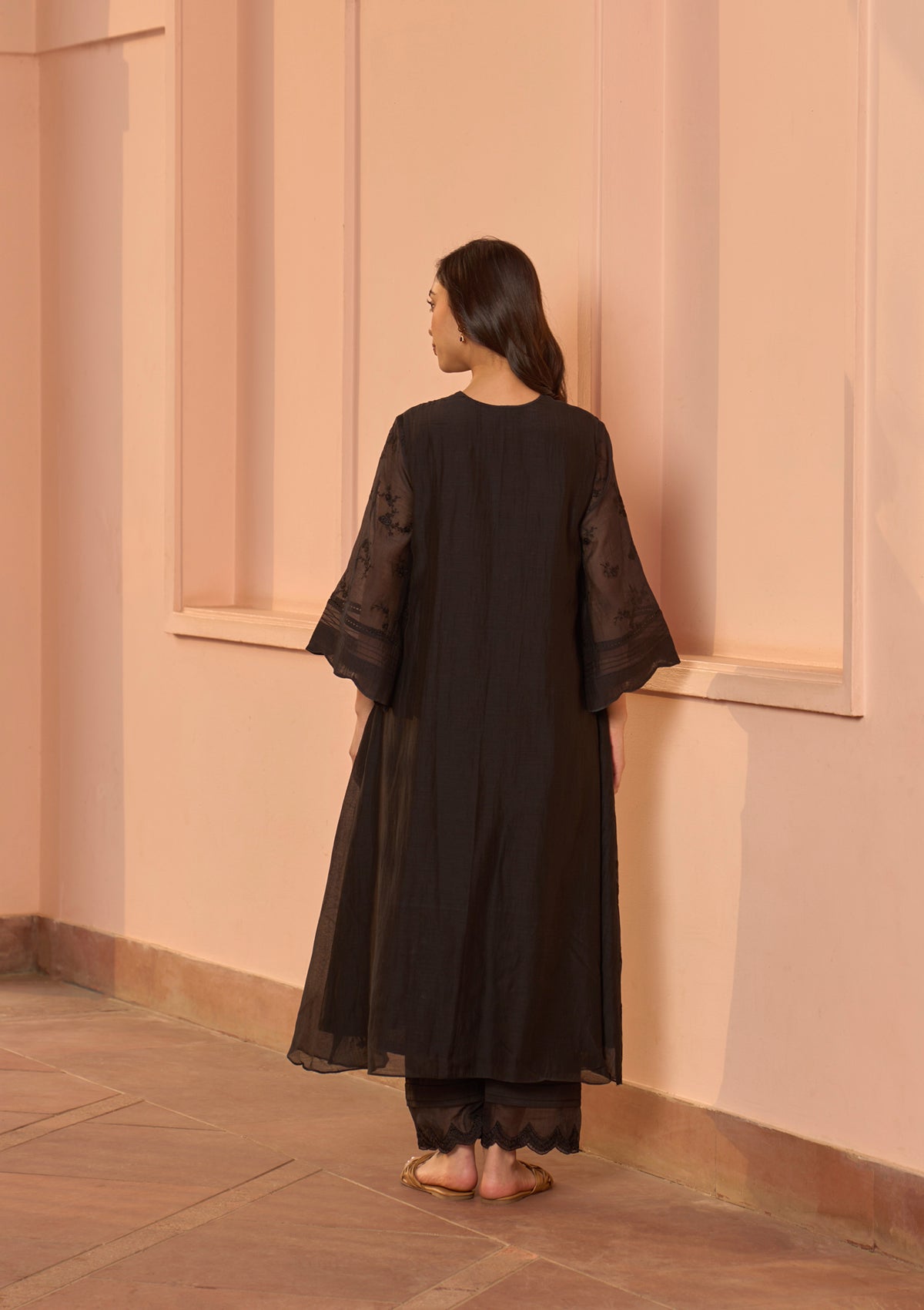 Noir Thread Embroidered Co-ord Set