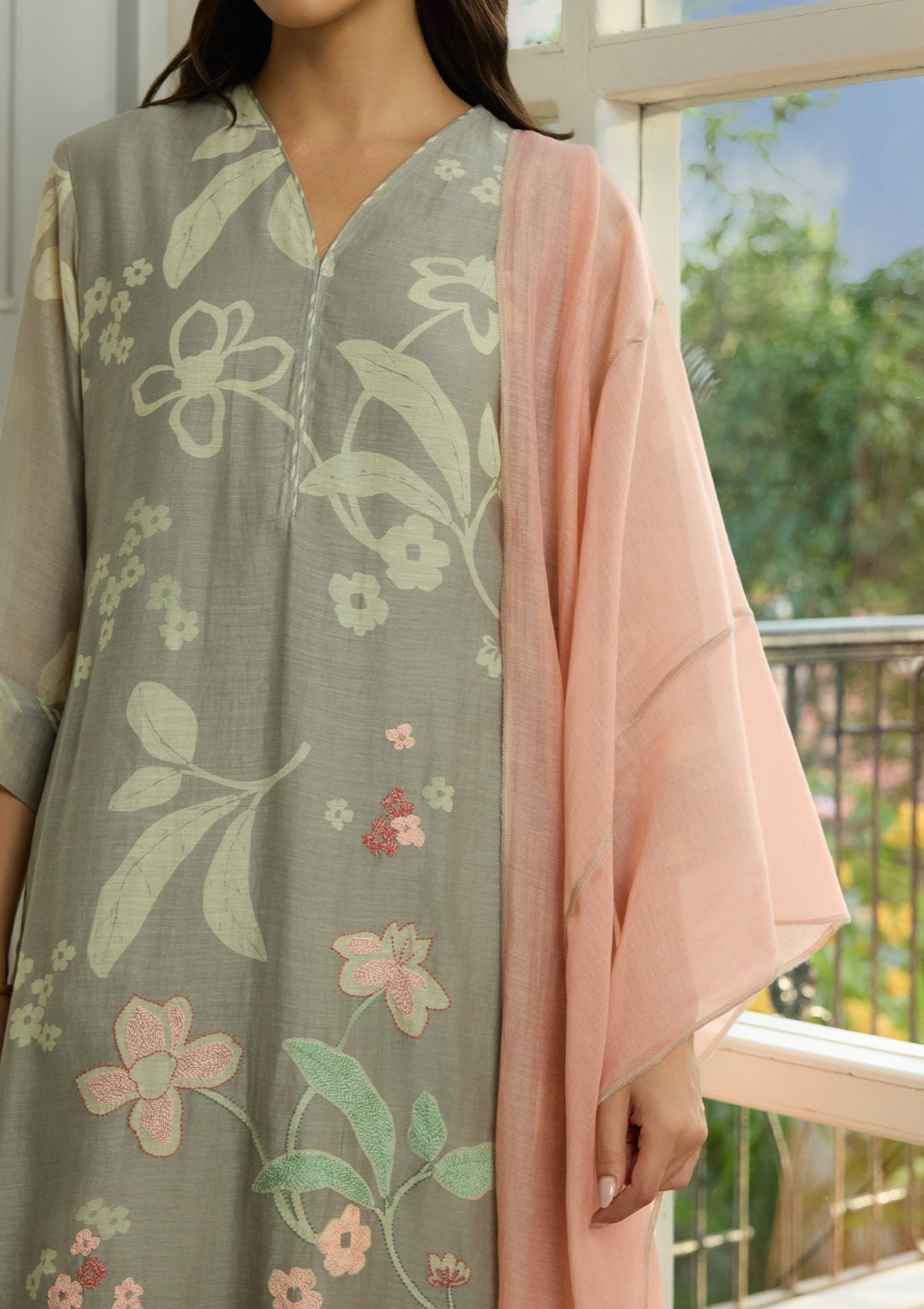 Slate Thread Embroidered Kurta Set