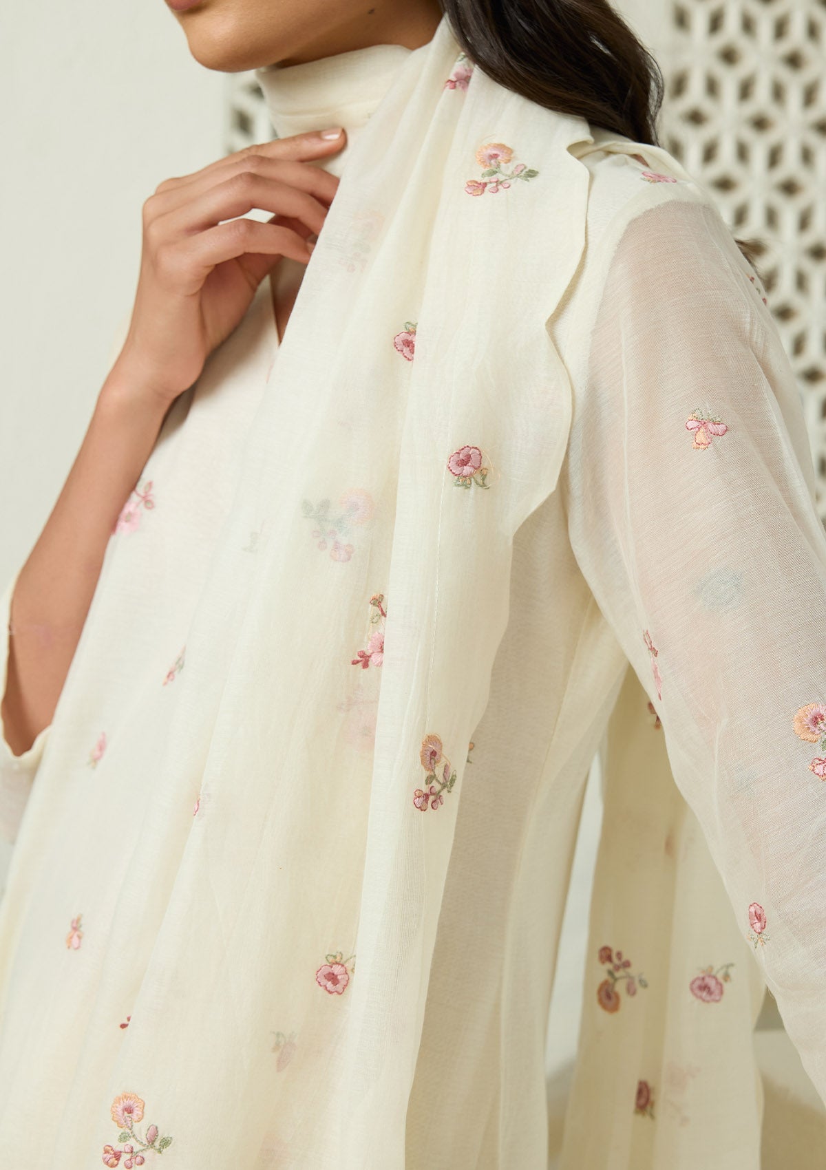 Ivory Floral Embroidered Kurta Set