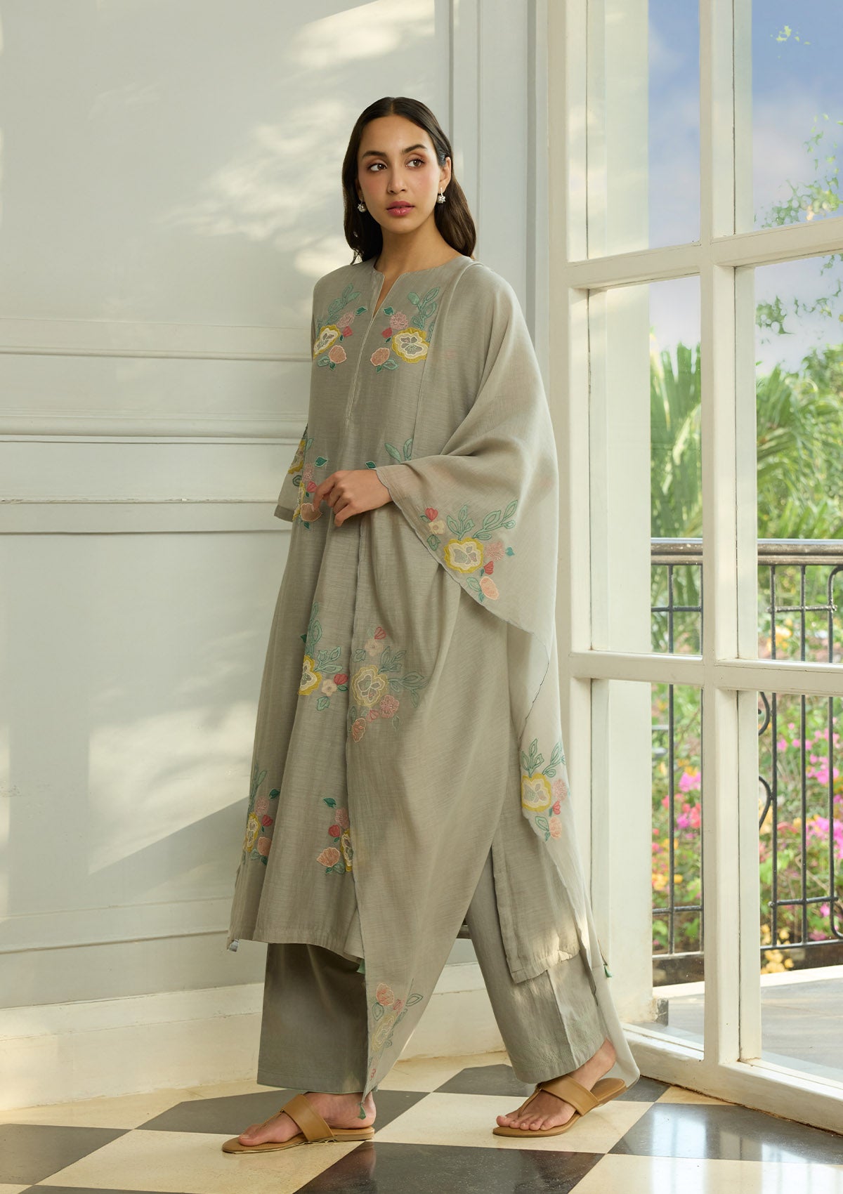 Slate Applique Kurta Set