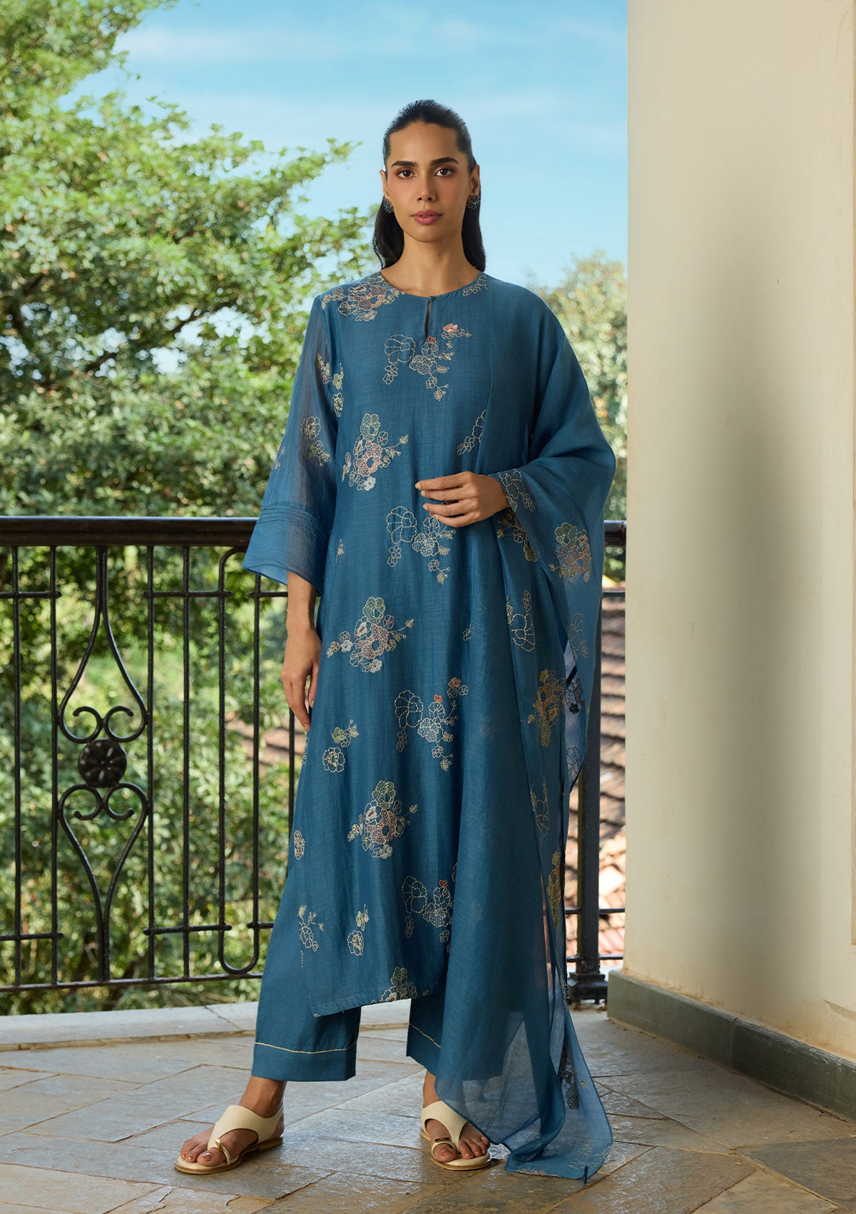 Indigo Thread Embroidered Kurta Set
