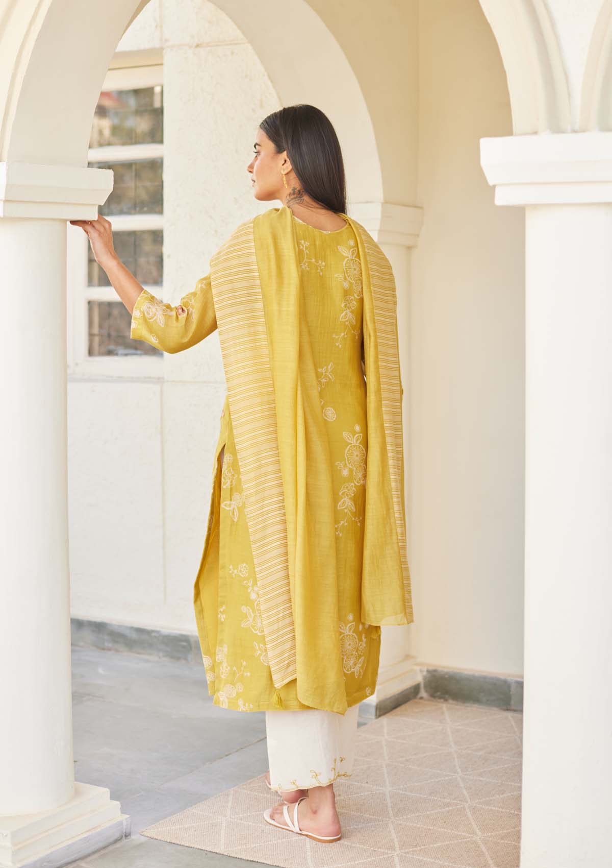 Rue Applique Kurta Set