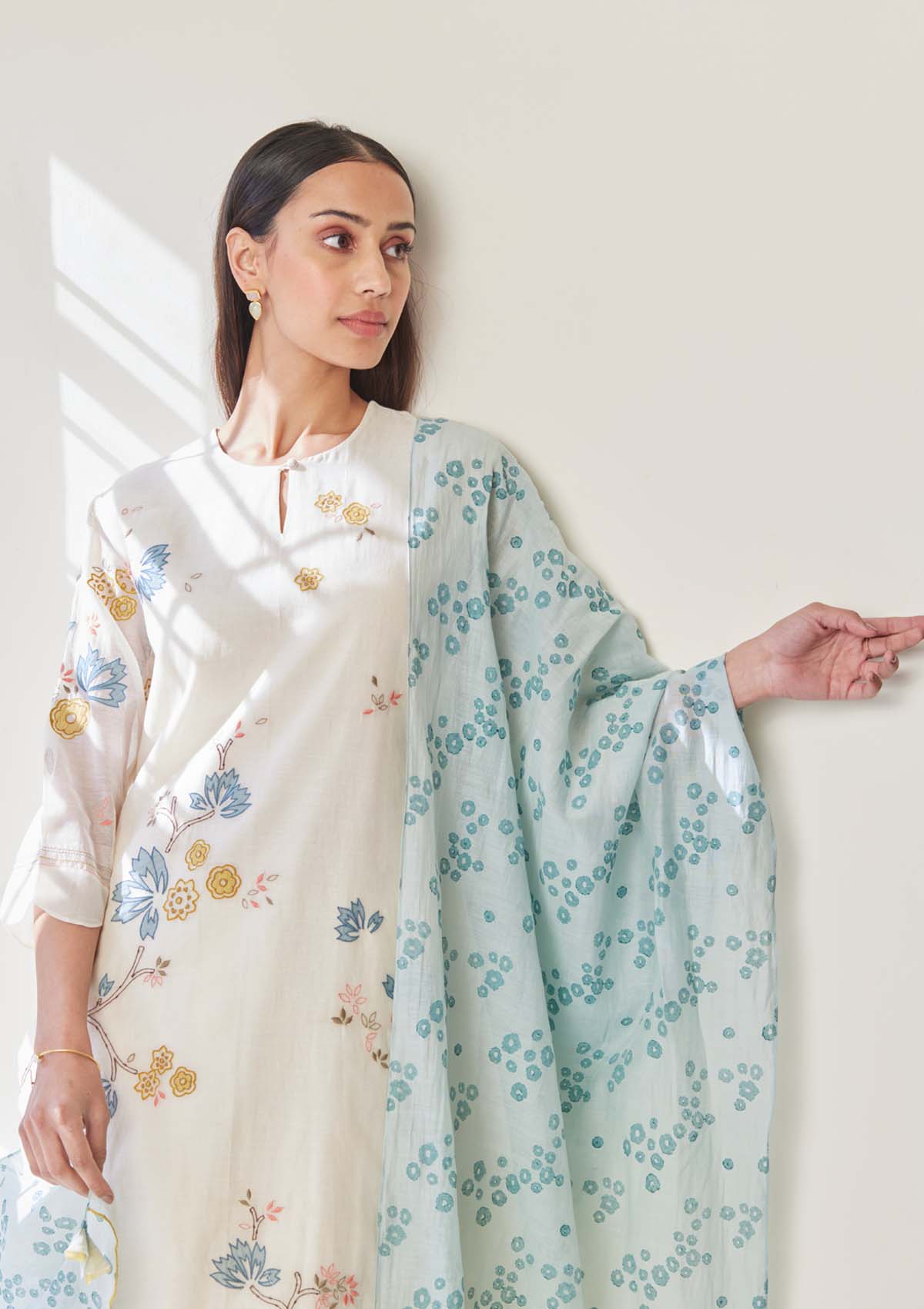 Pearl Applique Kurta Set