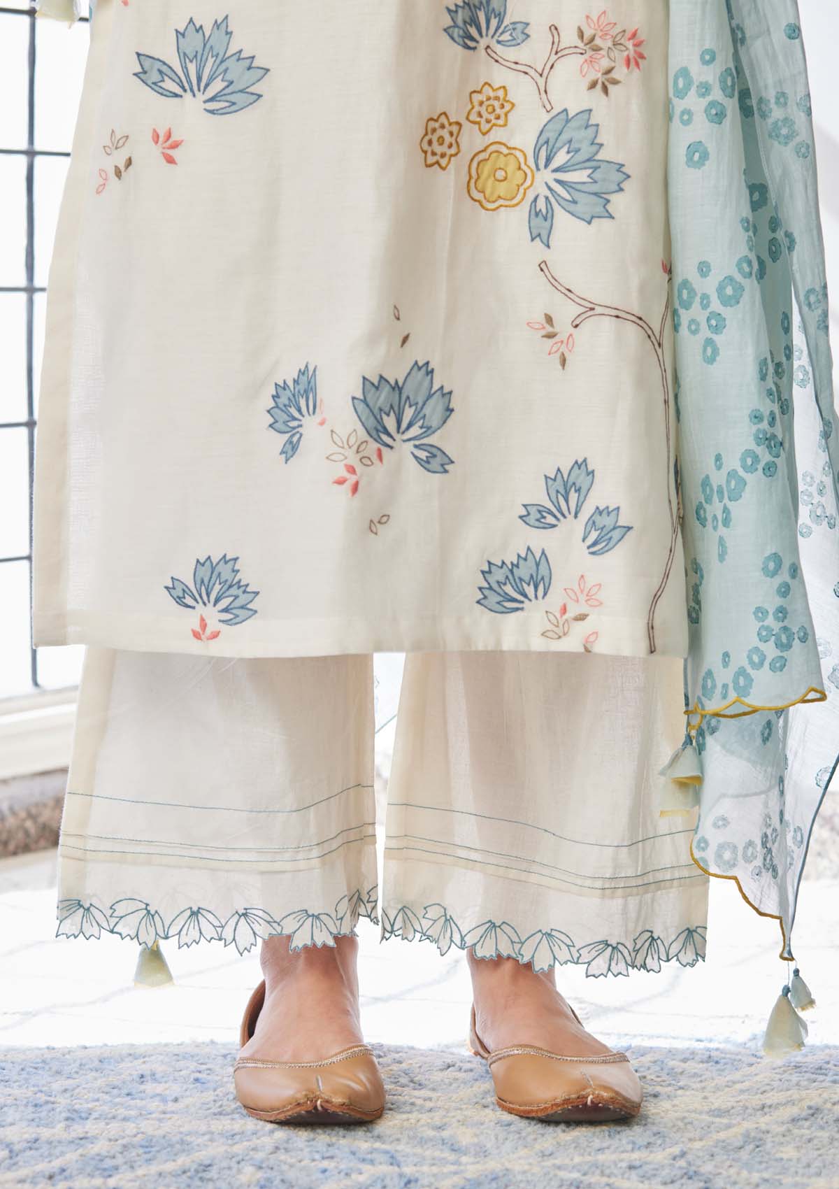 Pearl Applique Kurta Set