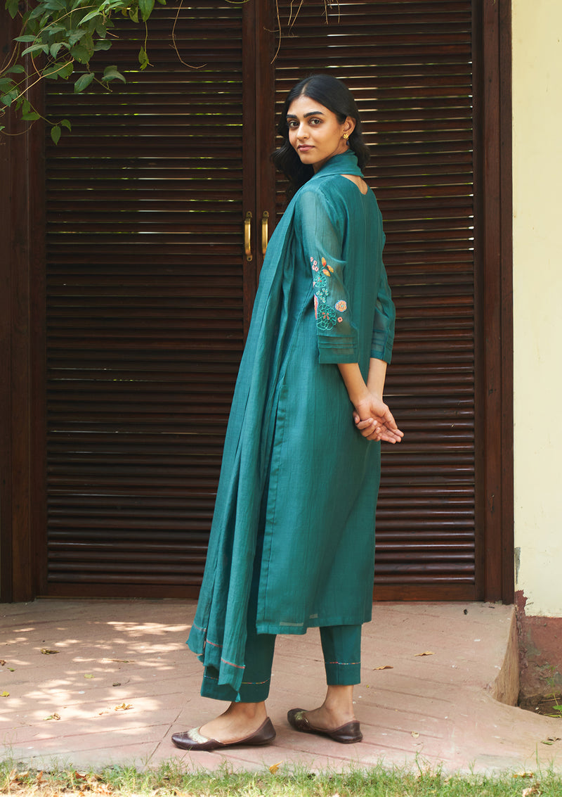 Emerald Floral Embroidered Kurta Set