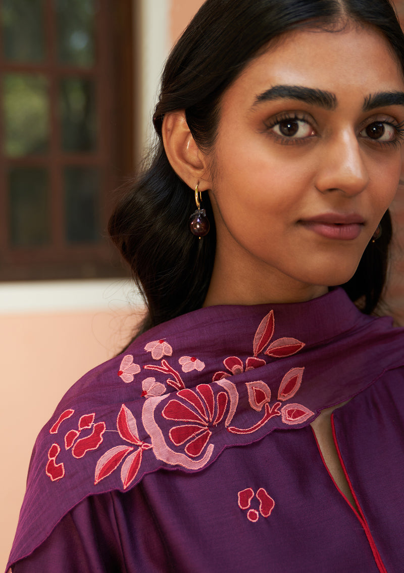 Amethyst Floral Embroidered Kurta Set