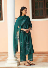 Emerald Floral Embroidered Kurta Set