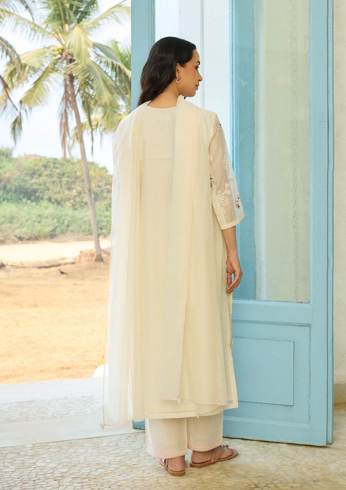Ivory Thread Embroidered Kurta Set