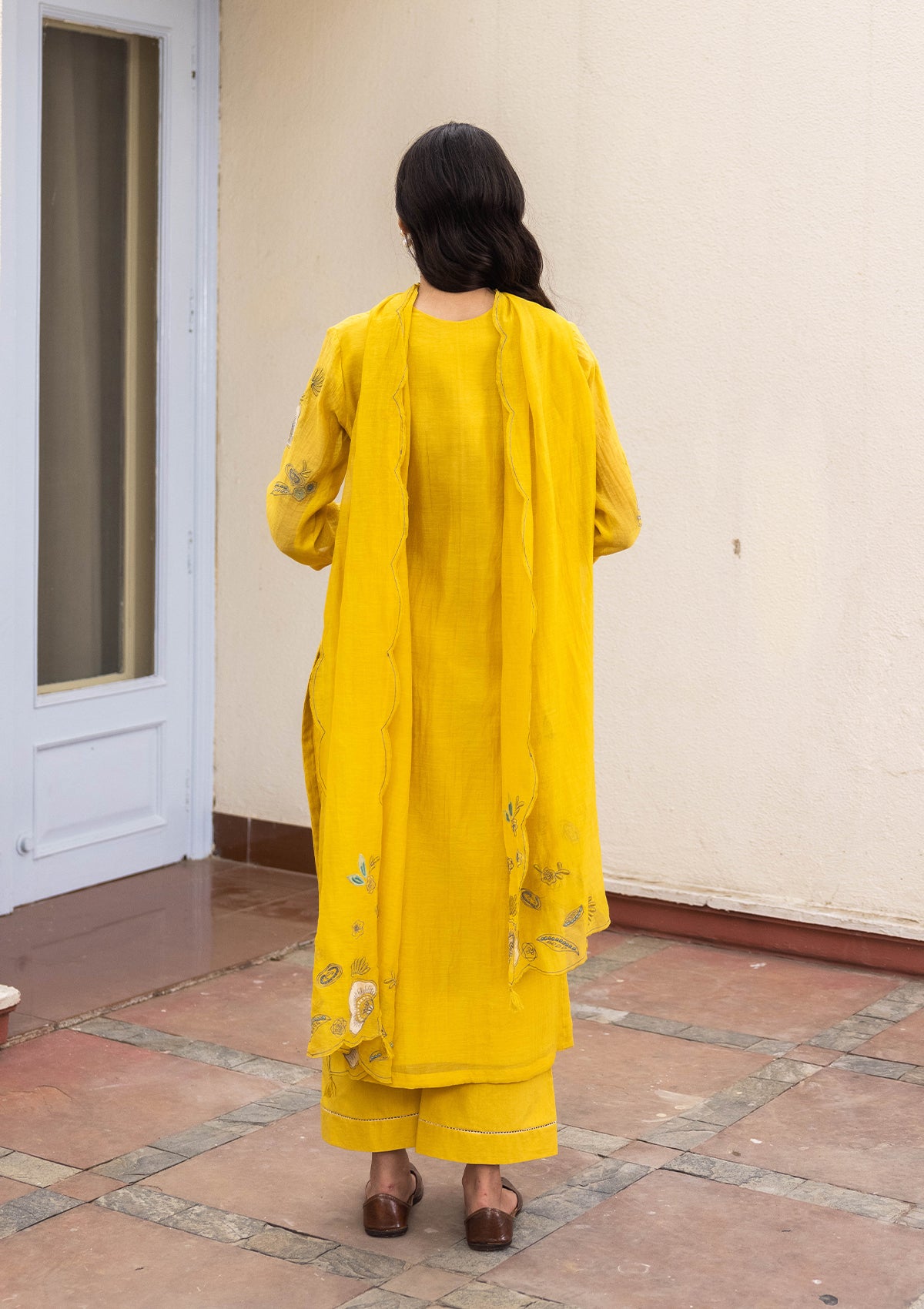 Rue Floral Applique Kurta Set