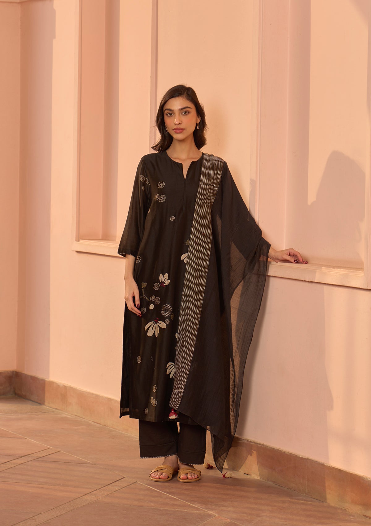 Noir Embroidered Kurta Set