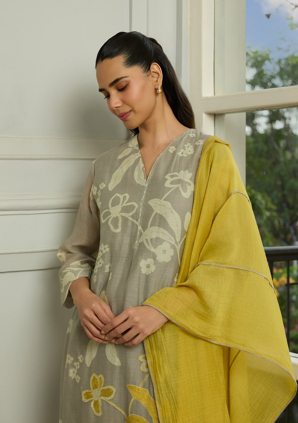 Slate Floral Embroidered Kurta Set