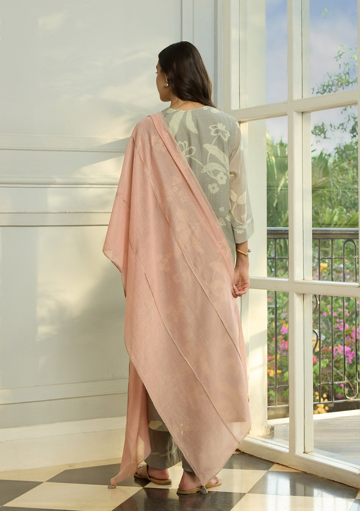 Slate Thread Embroidered Kurta Set