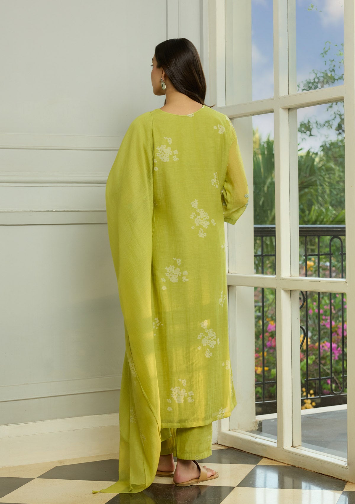 Lime Thread Embroidered Kurta Set