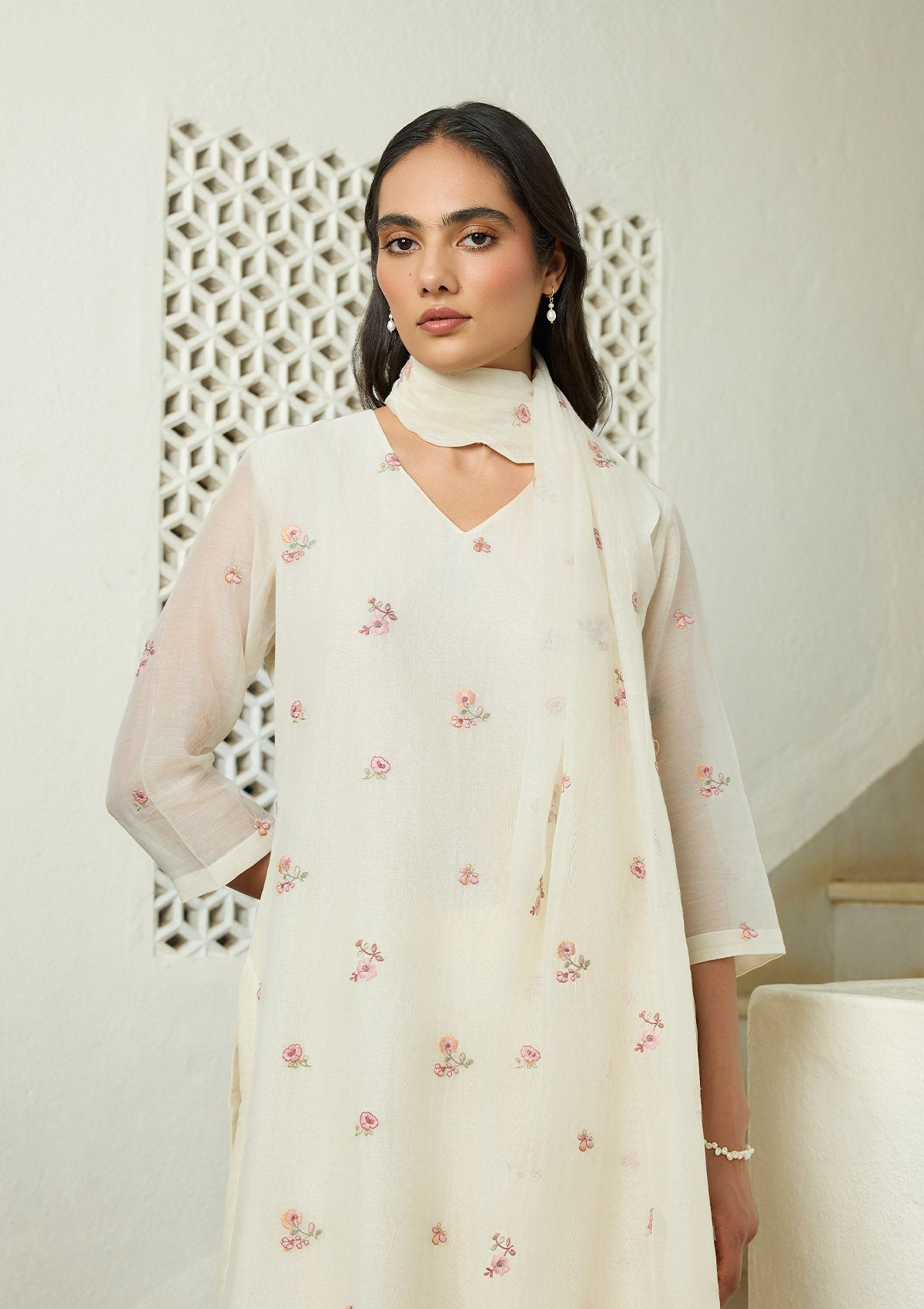 Ivory Floral Embroidered Kurta Set