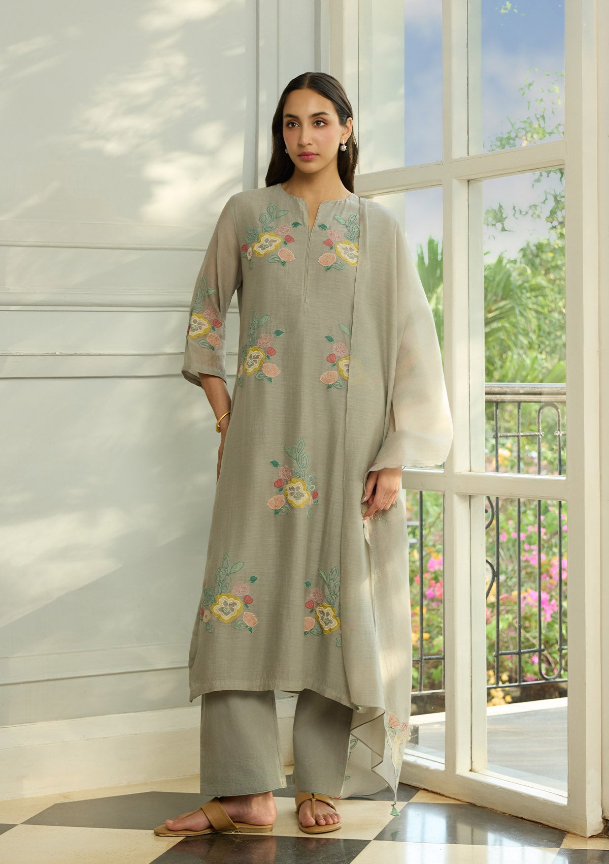 Slate Applique Kurta Set