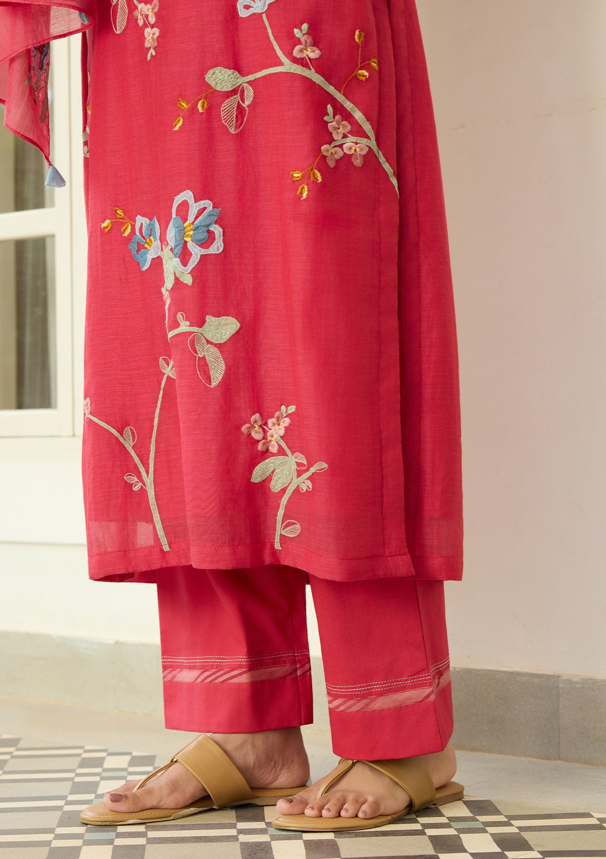 Scarlet Applique Kurta Set