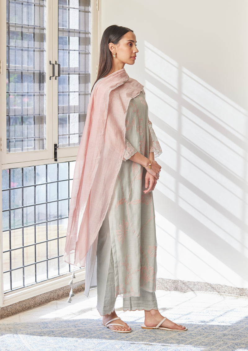 Iris Applique Kurta Set